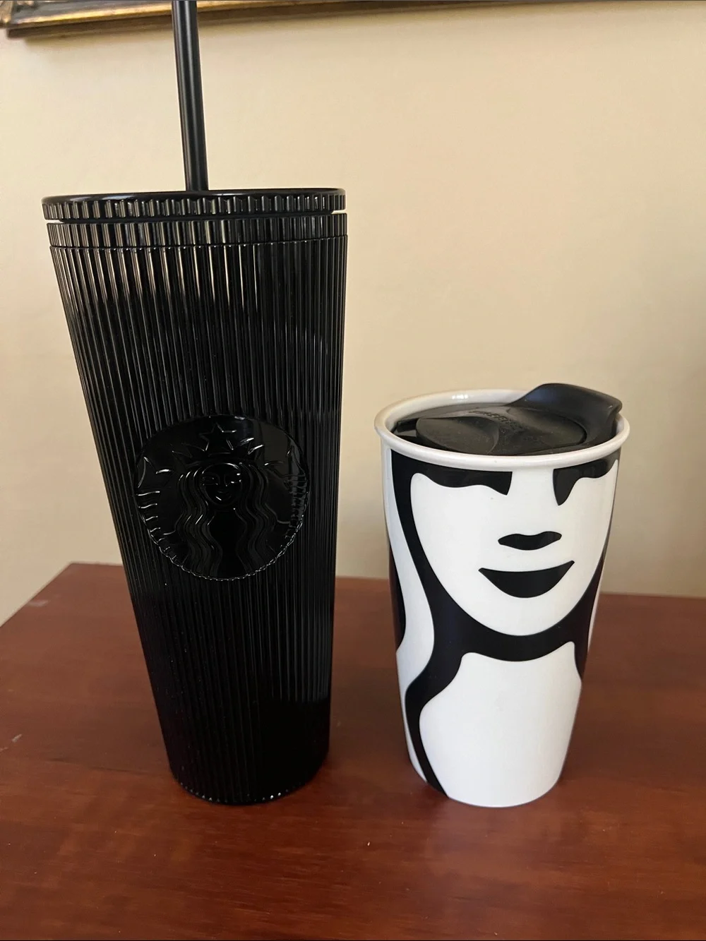 Starbucks Black Ribbed Tumbler and Stylized Face Travel Mug Excellent Condition